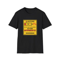 Ich bin nicht unfreundlich. Ich bin unterbesetzt. · Pflege T-Shirt
